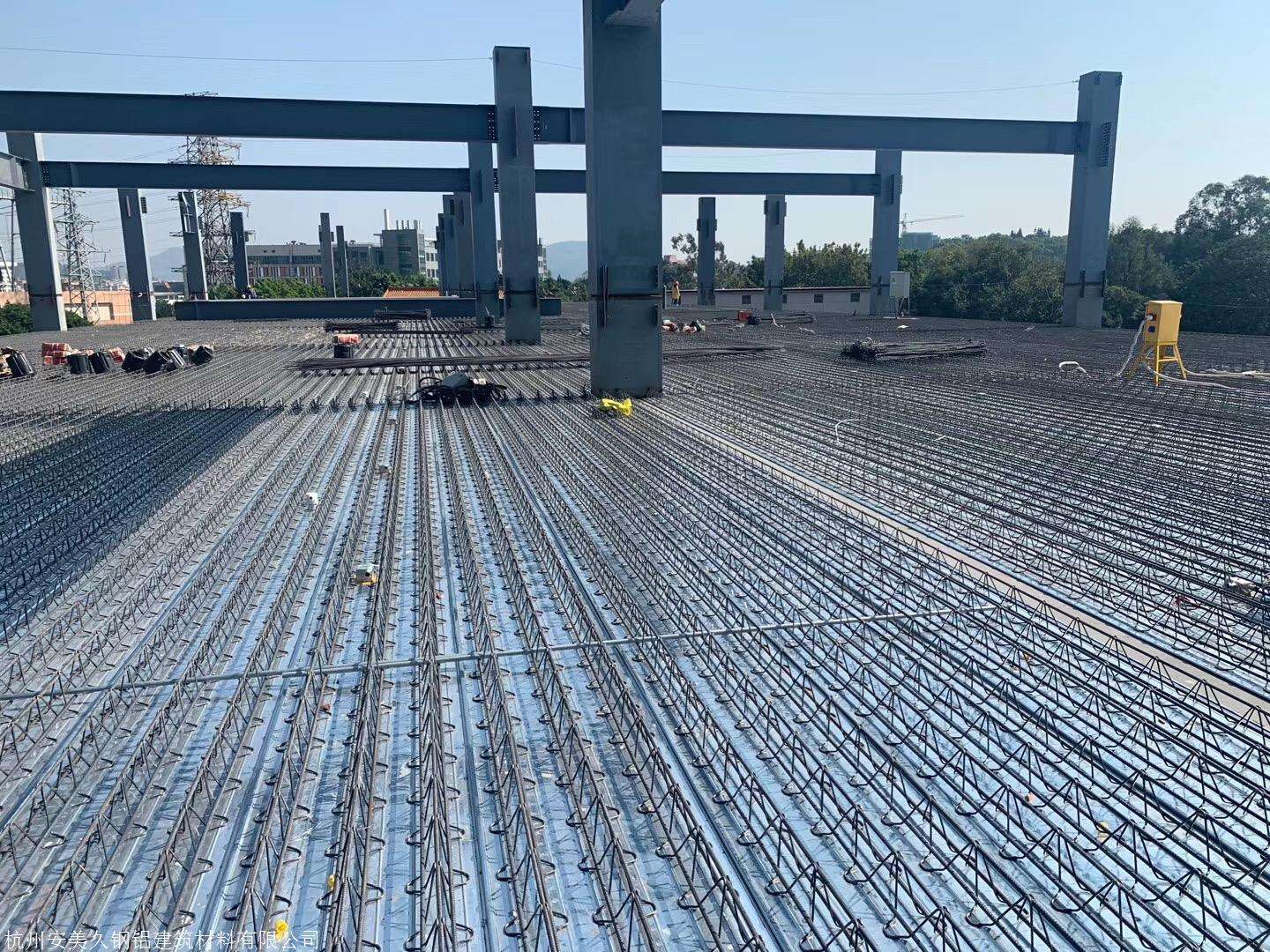 钢筋桁架楼承板的产品应用与存放管理