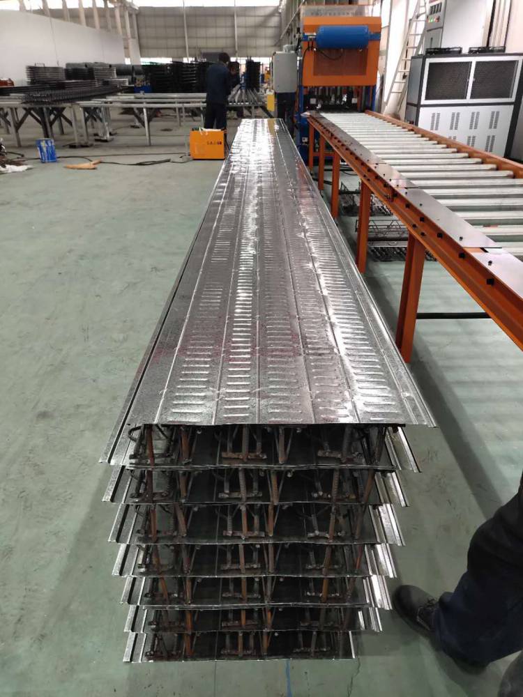 楼承板如何安装